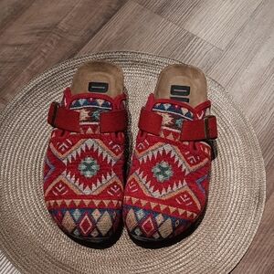 Dirty Laundry Red Aztec Patterned Slip-On Clogs